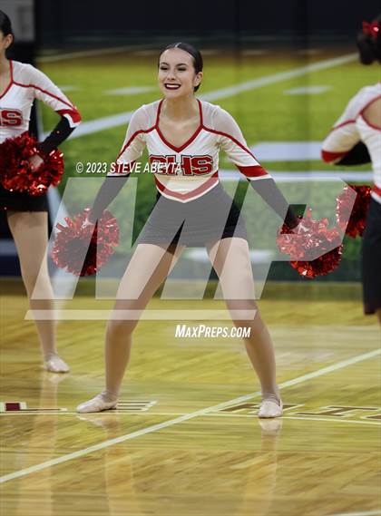 Thumbnail 3 in Pueblo Centennial CHSAA Spirit Poms photogallery.