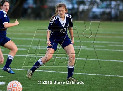 Thumbnail 3 in Barbe vs Mt. Carmel (LHSAA D1 Semifinal) photogallery.