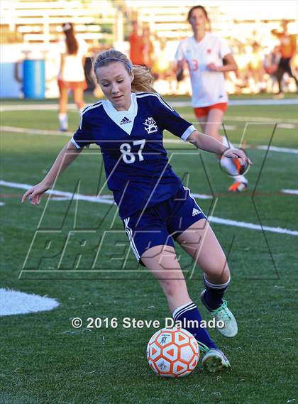 Thumbnail 1 in Barbe vs Mt. Carmel (LHSAA D1 Semifinal) photogallery.