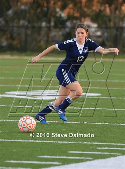 Thumbnail 1 in Barbe vs Mt. Carmel (LHSAA D1 Semifinal) photogallery.