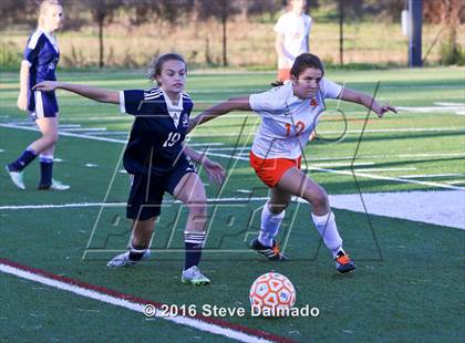 Thumbnail 3 in Barbe vs Mt. Carmel (LHSAA D1 Semifinal) photogallery.