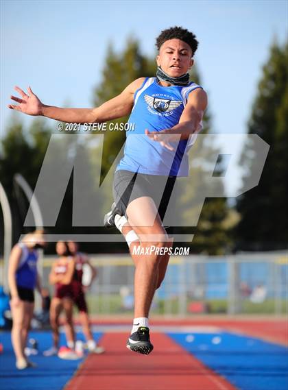 Thumbnail 2 in Whitney @ Rocklin photogallery.