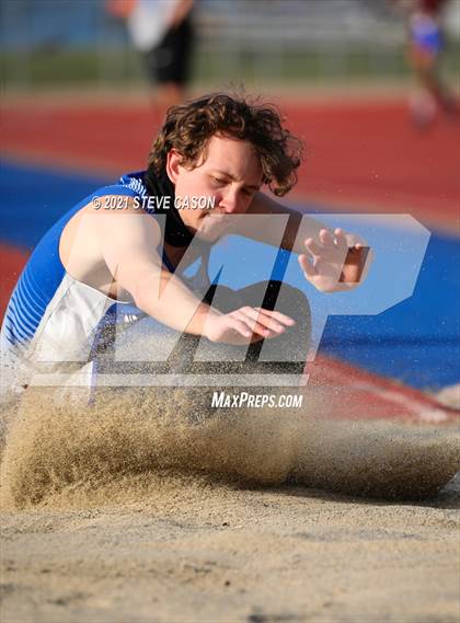 Thumbnail 1 in Whitney @ Rocklin photogallery.