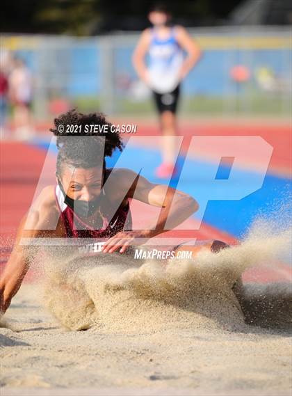 Thumbnail 2 in Whitney @ Rocklin photogallery.