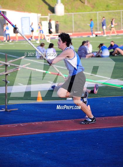 Thumbnail 2 in Whitney @ Rocklin photogallery.