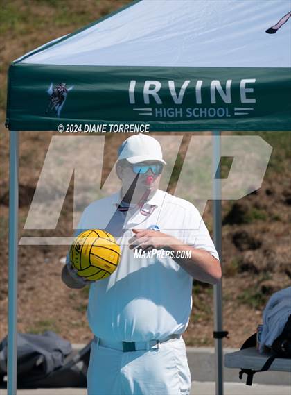 Thumbnail 1 in Los Alamitos v Huntington Beach (S & R Tournament) photogallery.