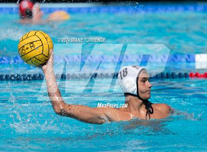 Thumbnail 2 in Los Alamitos v Huntington Beach (S & R Tournament) photogallery.