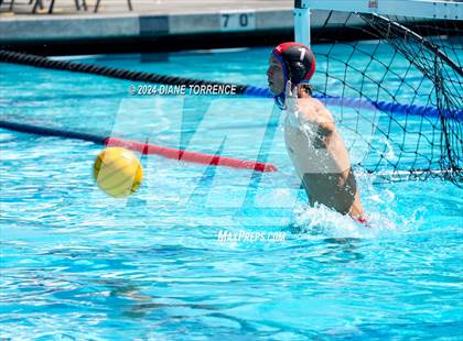 Thumbnail 3 in Los Alamitos v Huntington Beach (S & R Tournament) photogallery.