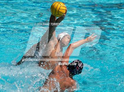 Thumbnail 3 in Los Alamitos v Huntington Beach (S & R Tournament) photogallery.