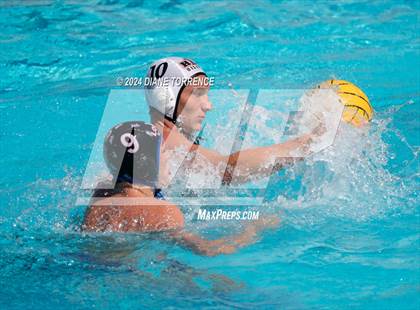 Thumbnail 2 in Los Alamitos v Huntington Beach (S & R Tournament) photogallery.