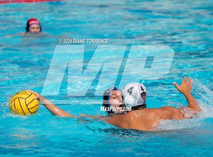 Thumbnail 2 in Los Alamitos v Huntington Beach (S & R Tournament) photogallery.
