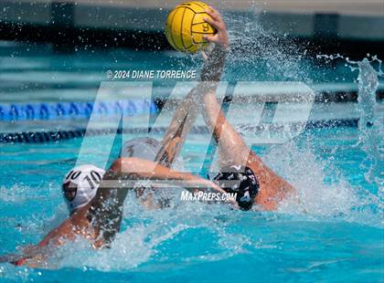 Thumbnail 2 in Los Alamitos v Huntington Beach (S & R Tournament) photogallery.