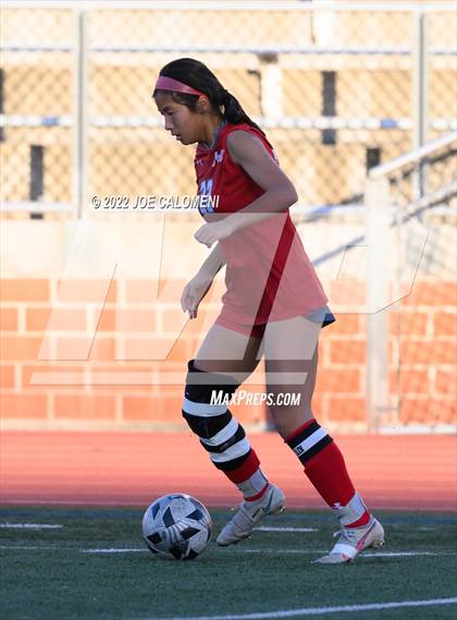 Thumbnail 3 in Lee Vs Warren (NEISD Soccer Showcase) photogallery.