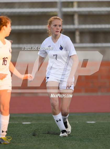 Thumbnail 3 in Lee Vs Warren (NEISD Soccer Showcase) photogallery.