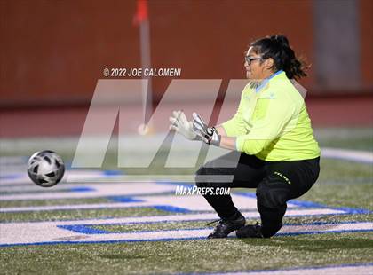 Thumbnail 2 in Lee Vs Warren (NEISD Soccer Showcase) photogallery.