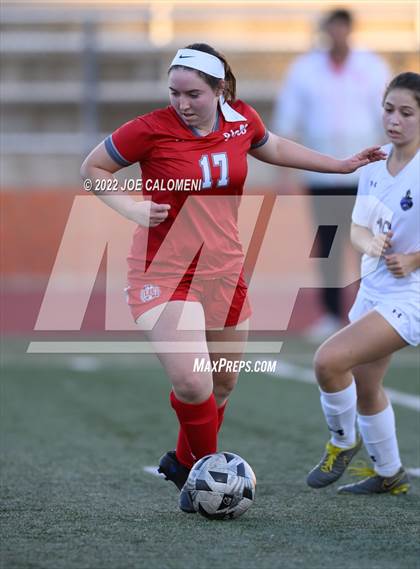 Thumbnail 3 in Lee Vs Warren (NEISD Soccer Showcase) photogallery.