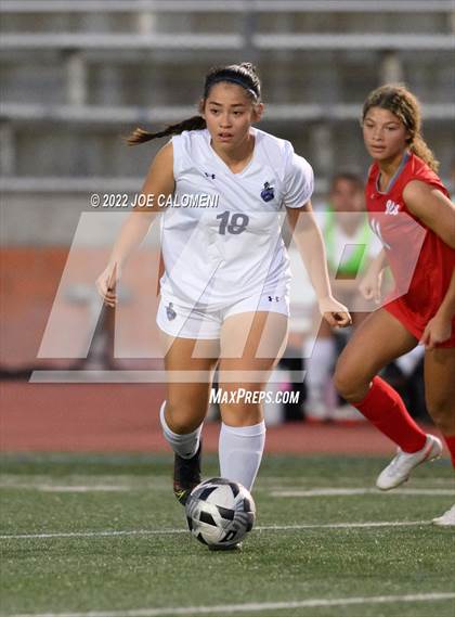Thumbnail 3 in Lee Vs Warren (NEISD Soccer Showcase) photogallery.