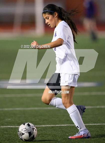 Thumbnail 3 in Lee Vs Warren (NEISD Soccer Showcase) photogallery.