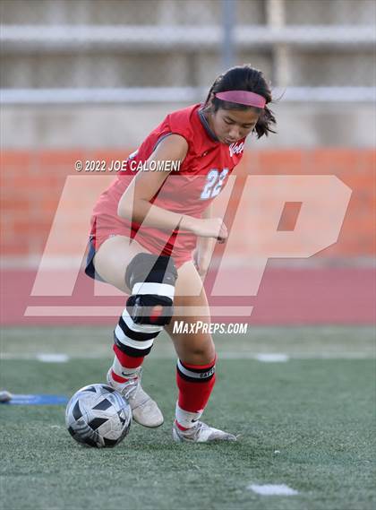 Thumbnail 2 in Lee Vs Warren (NEISD Soccer Showcase) photogallery.