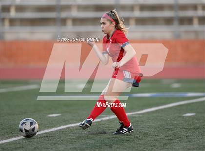Thumbnail 2 in Lee Vs Warren (NEISD Soccer Showcase) photogallery.