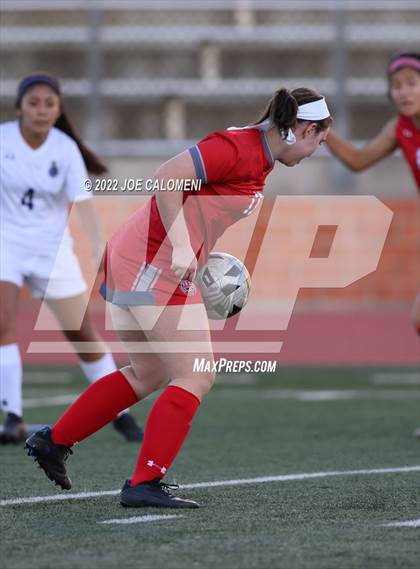 Thumbnail 3 in Lee Vs Warren (NEISD Soccer Showcase) photogallery.