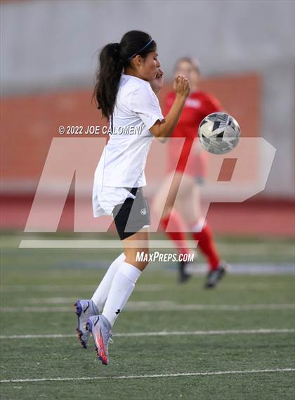Thumbnail 2 in Lee Vs Warren (NEISD Soccer Showcase) photogallery.