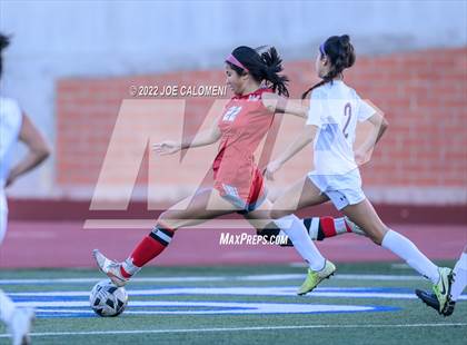 Thumbnail 1 in Lee Vs Warren (NEISD Soccer Showcase) photogallery.