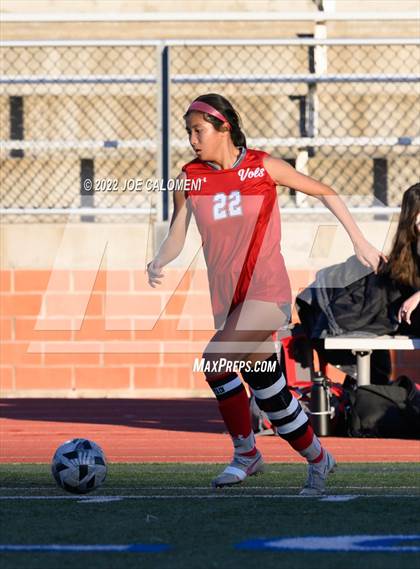 Thumbnail 2 in Lee Vs Warren (NEISD Soccer Showcase) photogallery.