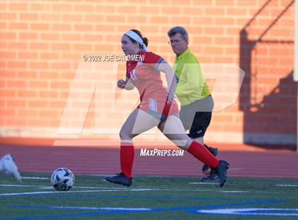 Thumbnail 2 in Lee Vs Warren (NEISD Soccer Showcase) photogallery.