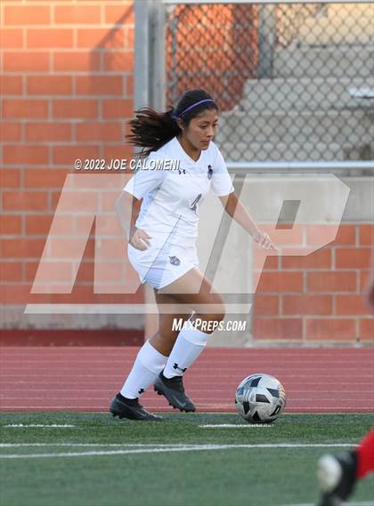 Thumbnail 1 in Lee Vs Warren (NEISD Soccer Showcase) photogallery.