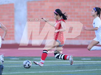 Thumbnail 2 in Lee Vs Warren (NEISD Soccer Showcase) photogallery.