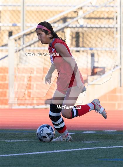 Thumbnail 2 in Lee Vs Warren (NEISD Soccer Showcase) photogallery.