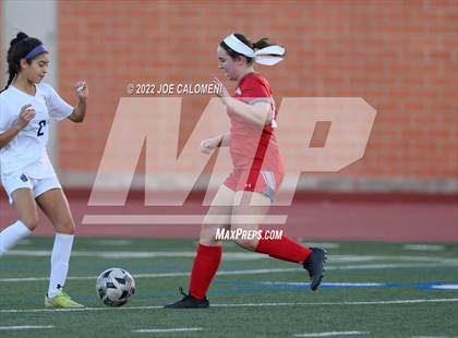 Thumbnail 3 in Lee Vs Warren (NEISD Soccer Showcase) photogallery.