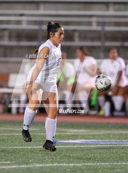 Thumbnail 1 in Lee Vs Warren (NEISD Soccer Showcase) photogallery.