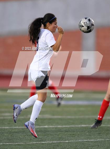 Thumbnail 3 in Lee Vs Warren (NEISD Soccer Showcase) photogallery.