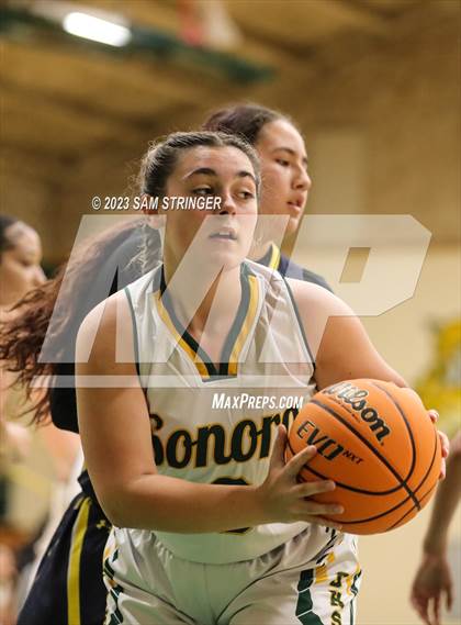 Thumbnail 1 in Gregori @ Sonora photogallery.