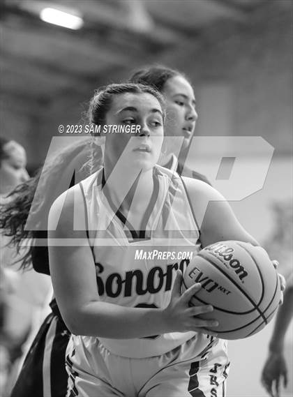 Thumbnail 2 in Gregori @ Sonora photogallery.