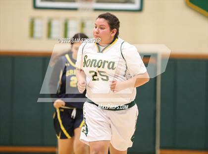 Thumbnail 1 in Gregori @ Sonora photogallery.