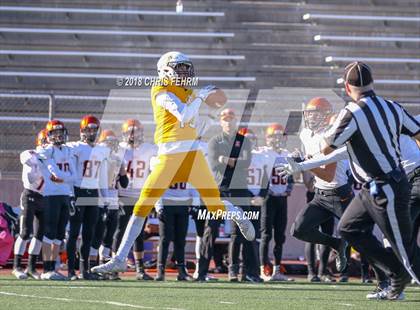 Thumbnail 1 in Erie vs. Pueblo East (CHSAA 3A Semifinal) photogallery.