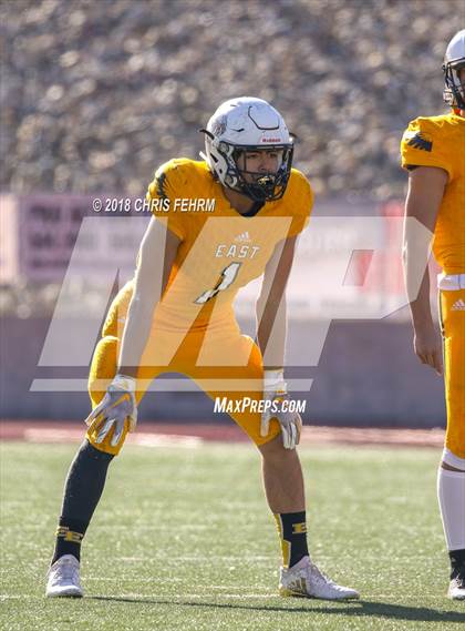 Thumbnail 2 in Erie vs. Pueblo East (CHSAA 3A Semifinal) photogallery.