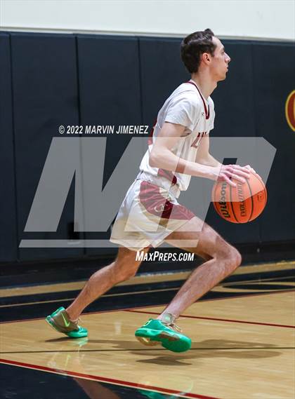 Thumbnail 2 in Oaks Christian vs Westlake photogallery.