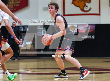 Thumbnail 1 in Oaks Christian vs Westlake photogallery.