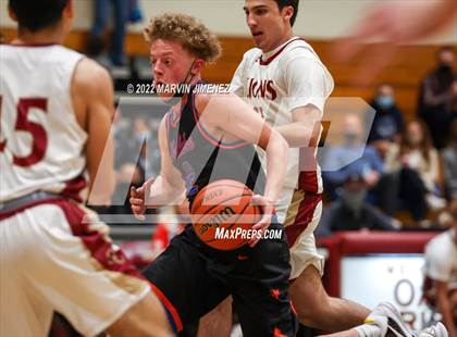 Thumbnail 3 in Oaks Christian vs Westlake photogallery.