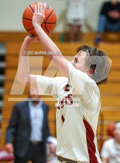 Thumbnail 1 in Oaks Christian vs Westlake photogallery.