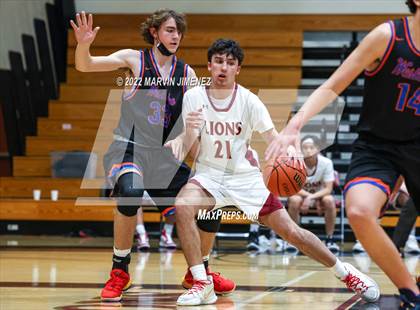Thumbnail 1 in Oaks Christian vs Westlake photogallery.