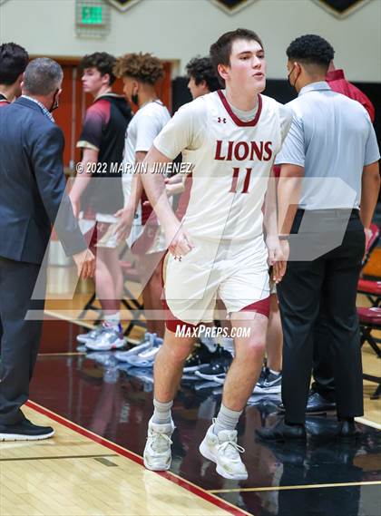 Thumbnail 3 in Oaks Christian vs Westlake photogallery.