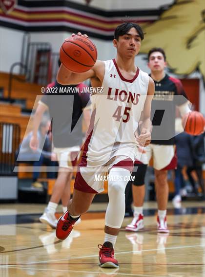 Thumbnail 3 in Oaks Christian vs Westlake photogallery.