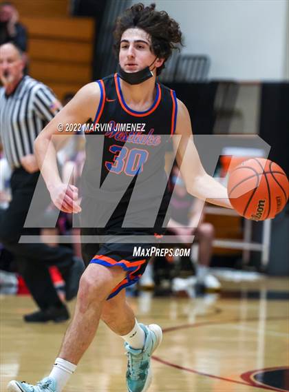 Thumbnail 3 in Oaks Christian vs Westlake photogallery.