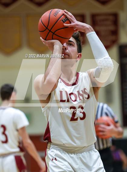 Thumbnail 2 in Oaks Christian vs Westlake photogallery.
