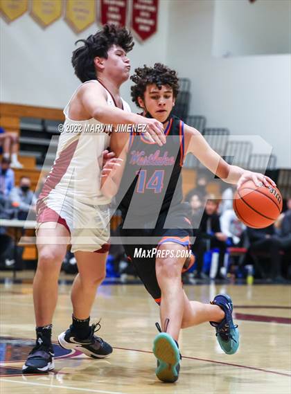 Thumbnail 1 in Oaks Christian vs Westlake photogallery.
